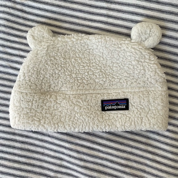 Patagonia Baby Furry Friends Hat - 12 month - Picture 1 of 6